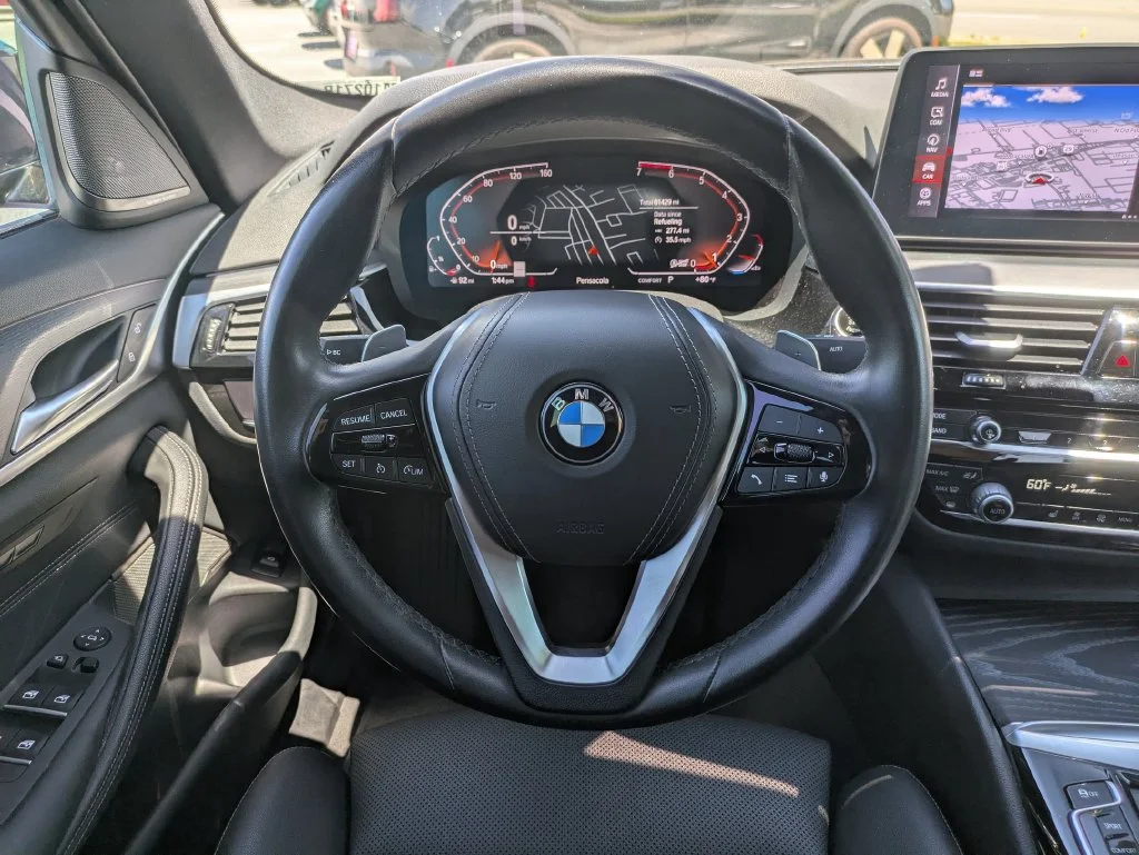 Used 2023 Gray BMW 530i image 10