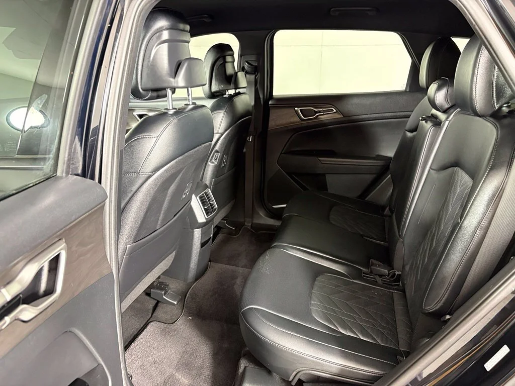 Used 2023 Black Kia X-Line image 36
