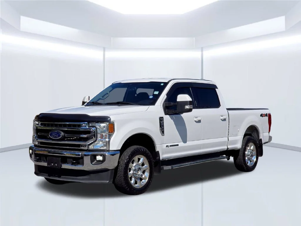 Used 2021 White Ford Lariat image 2