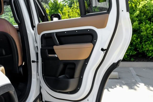 New 2026 White Land Rover S image 51