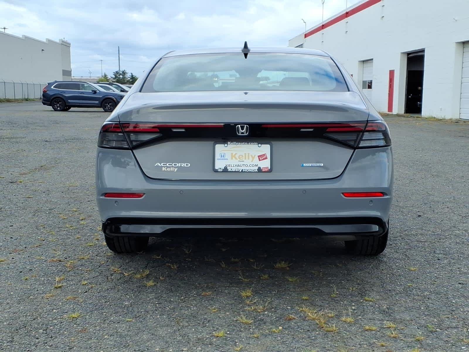 2024 Honda Accord Hybrid EX-L - Photo 6