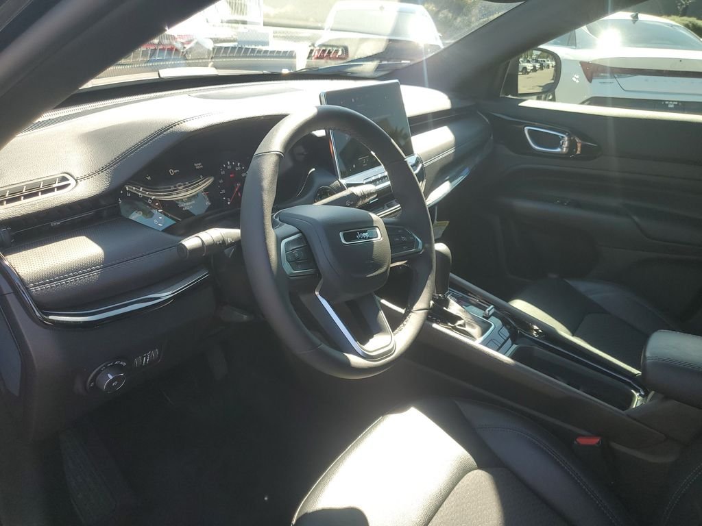 Used 2026 Black Jeep Latitude image 12