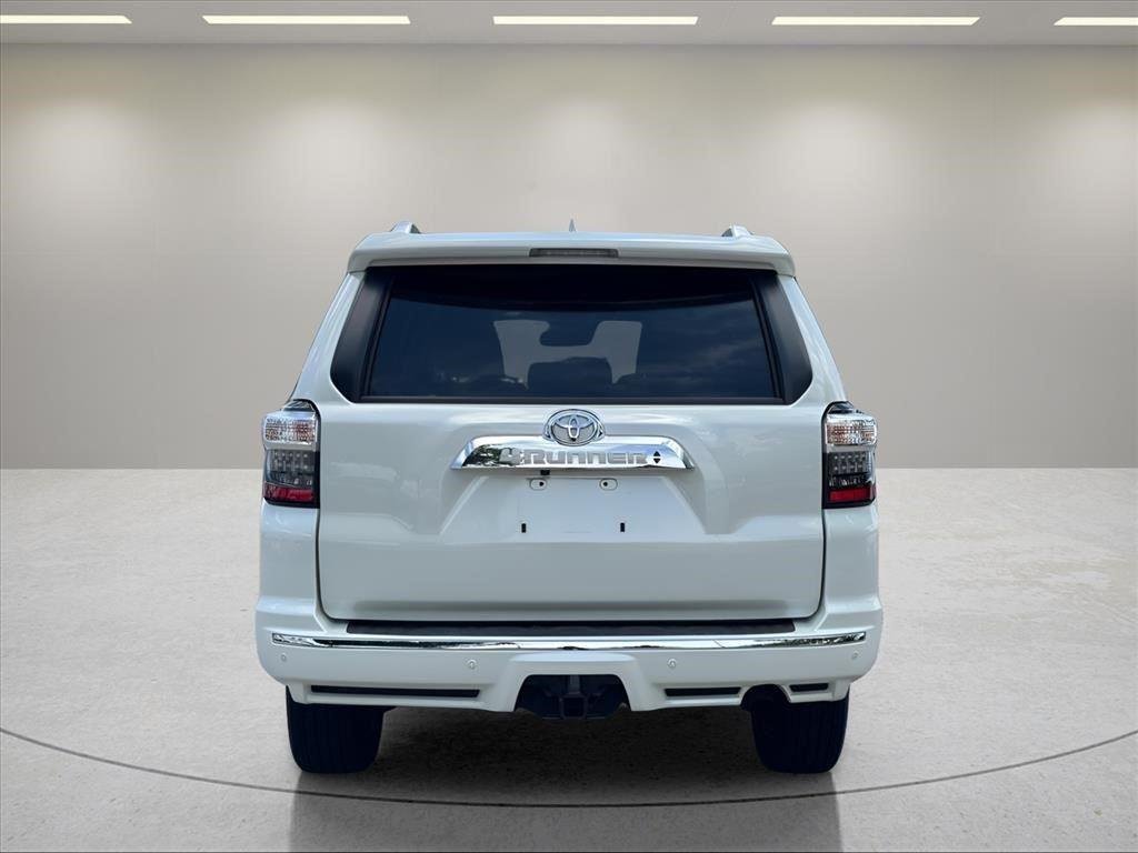 Used 2022 Blizzard Pearl Toyota Limited image 4