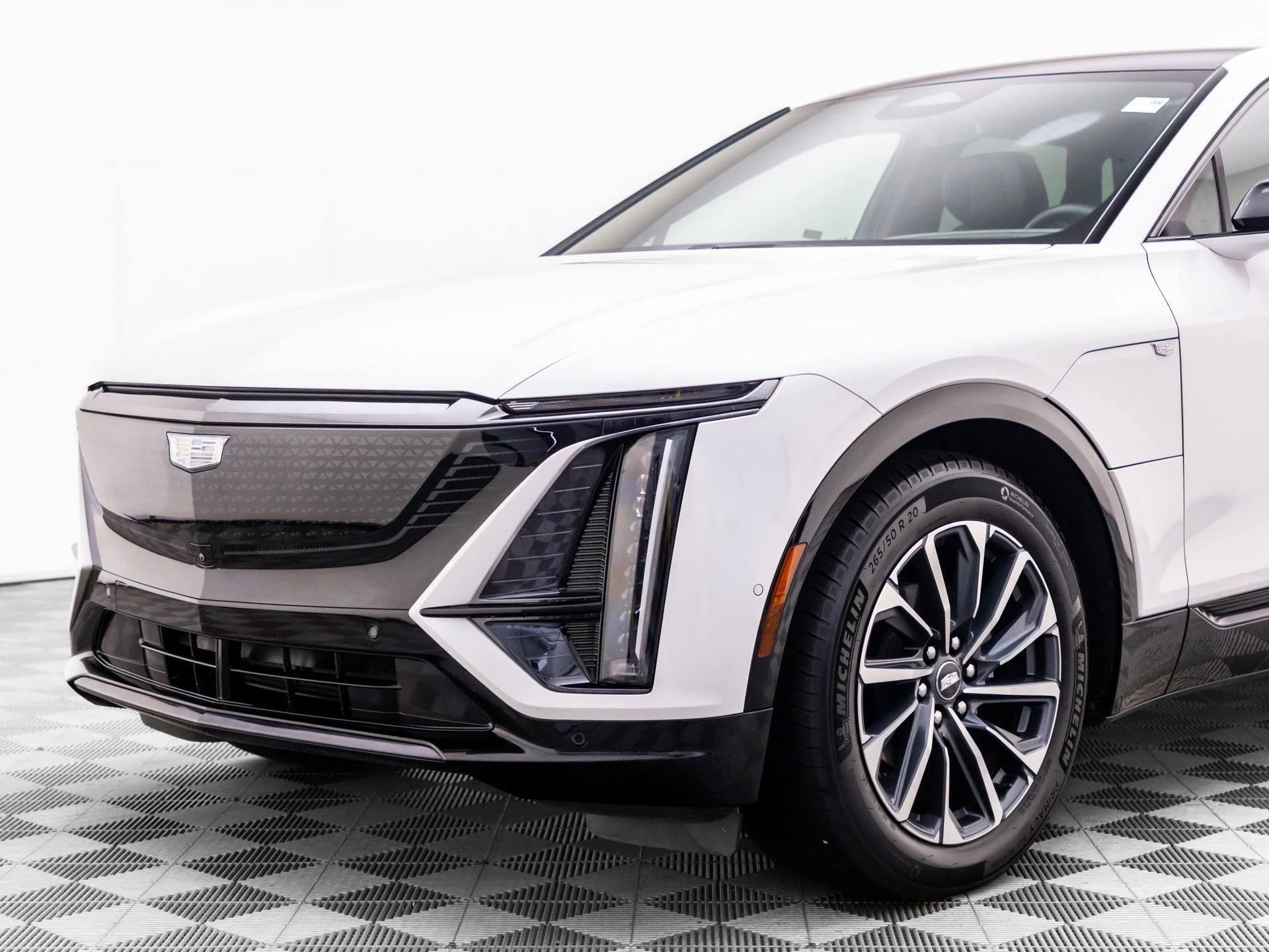 Certified Used 2025 White Cadillac Sport image 37