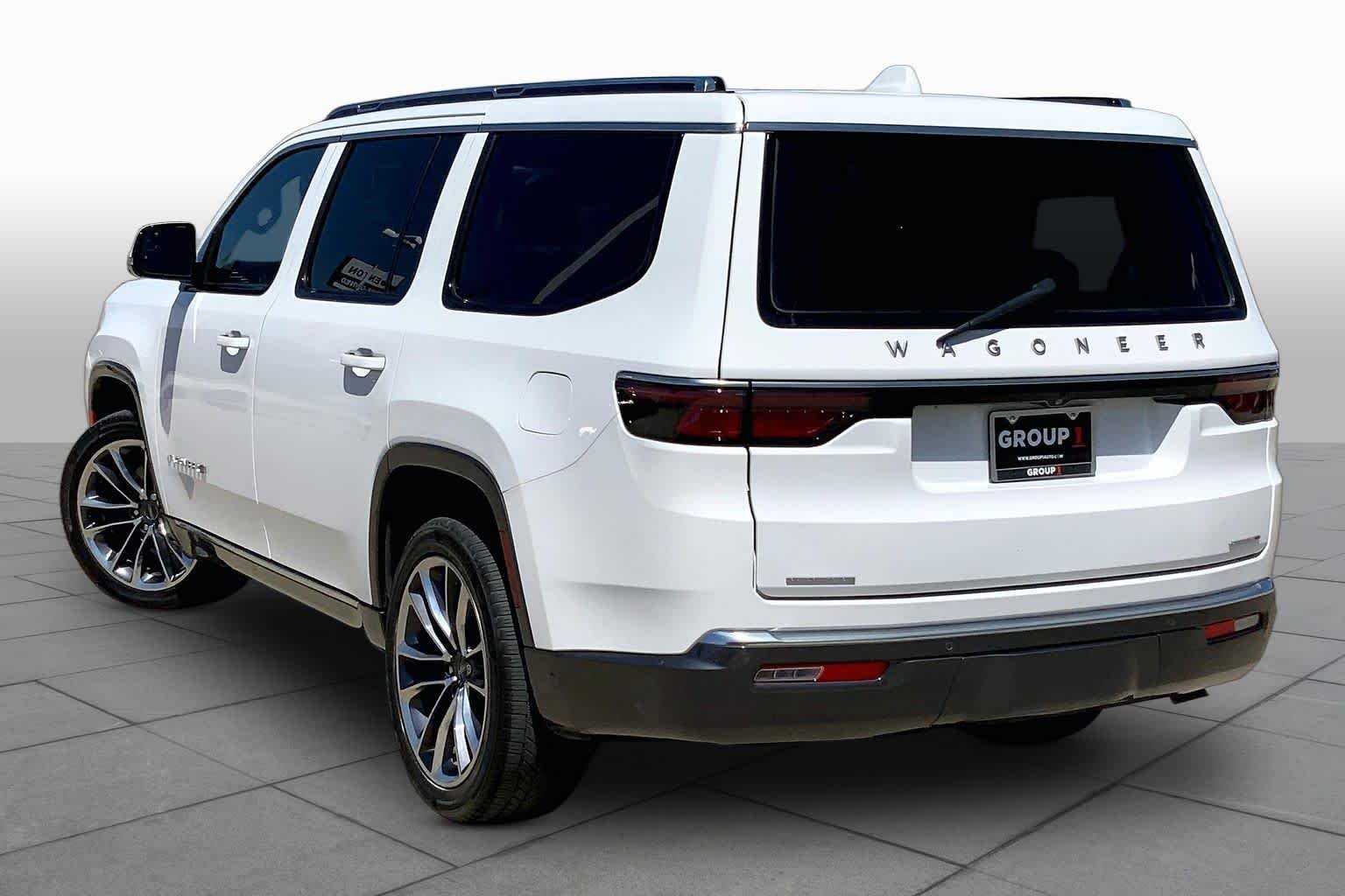 Used 2022 Bright White Clearcoat Jeep Series III image 11