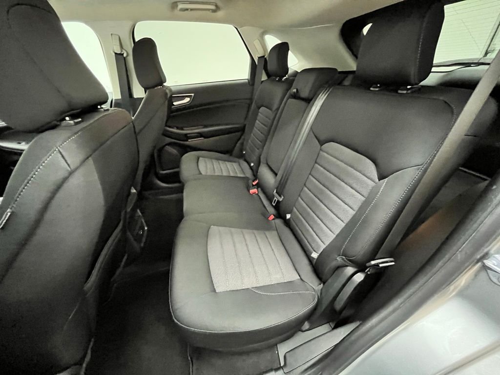 2022 Ford Edge SE - Photo 39
