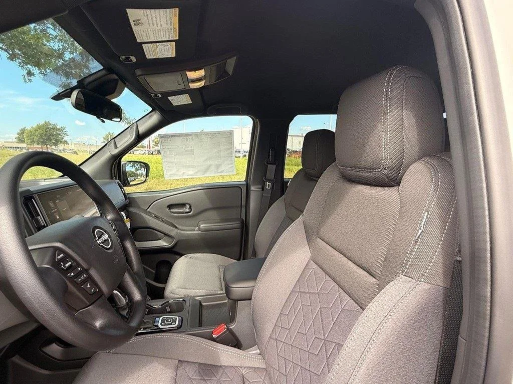 2026 Nissan Frontier SV - Photo 11