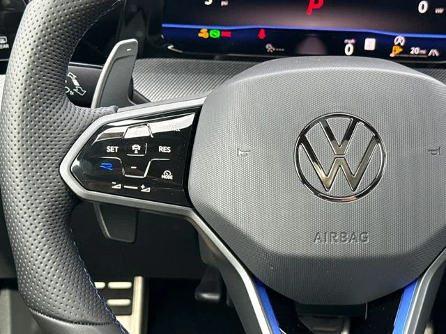 New 2026 Lapiz Blue Metallic Volkswagen 2.0T image 31