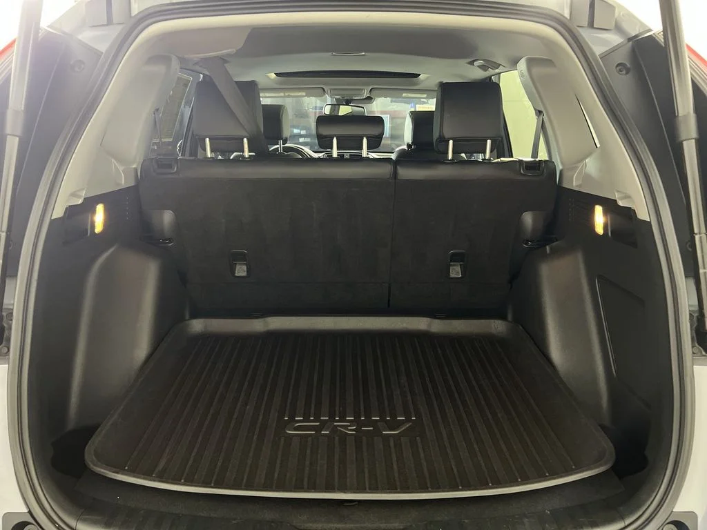 Used 2020  Honda Touring image 20