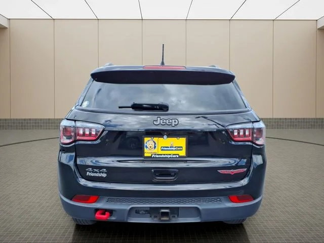 Used 2022 Black Jeep Trailhawk image 7