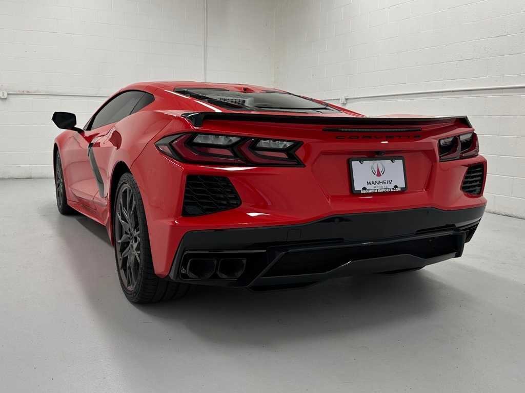 2025 Chevrolet Corvette 2LT - Photo 8