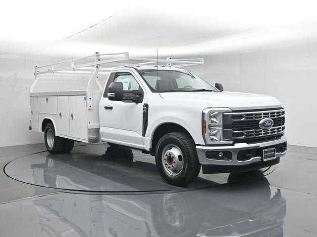 2026 Ford Chassis Cab XL