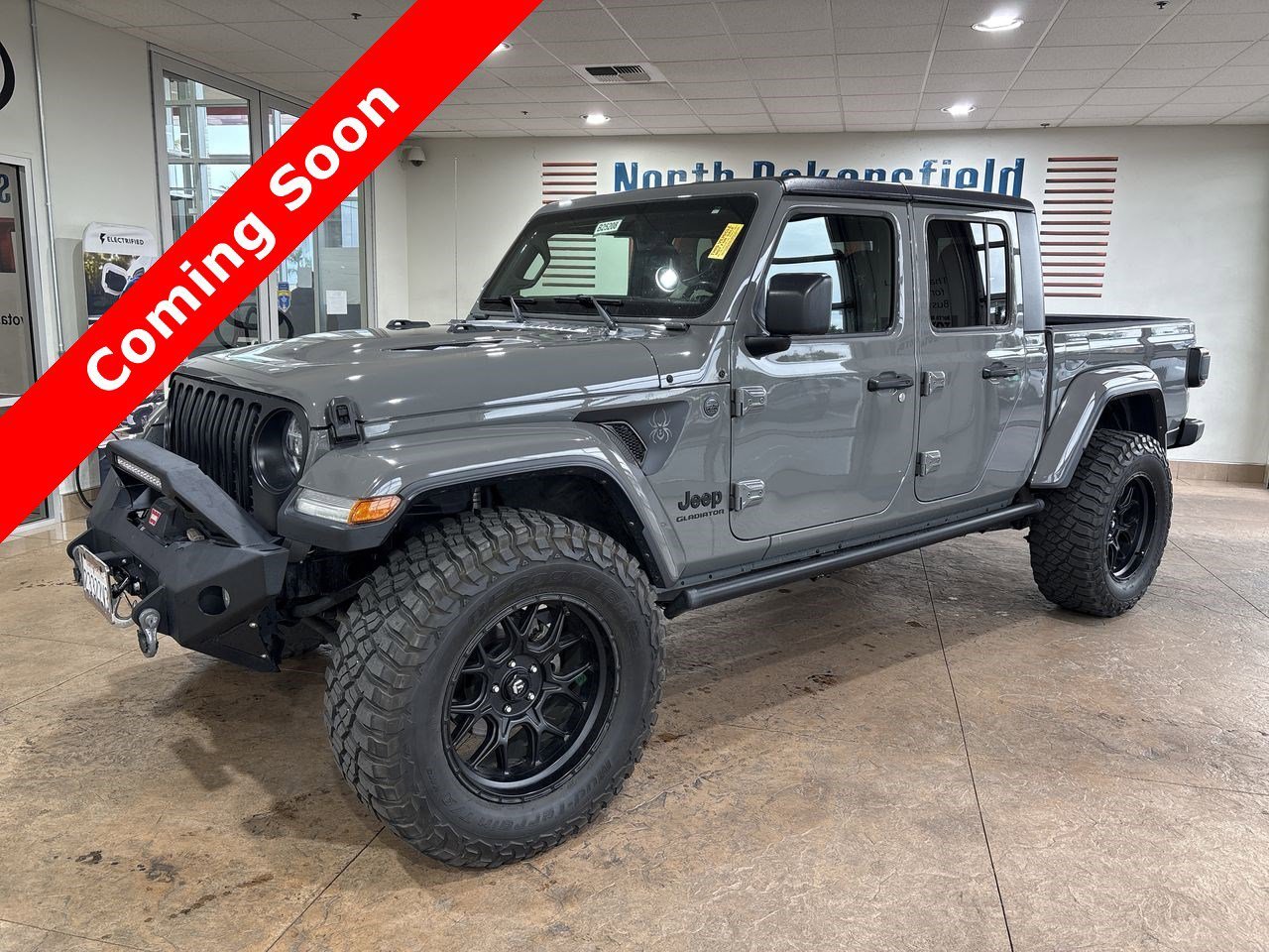 2022 Jeep Gladiator Sport S's photo