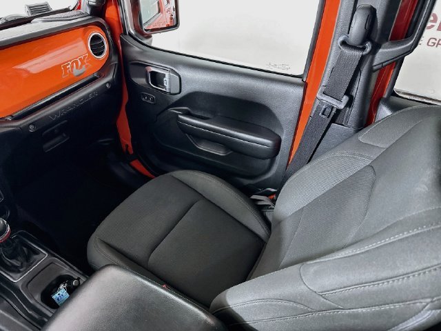 Used 2018 Punkn Metallic Clearcoat Jeep Unlimited Sport S image 20