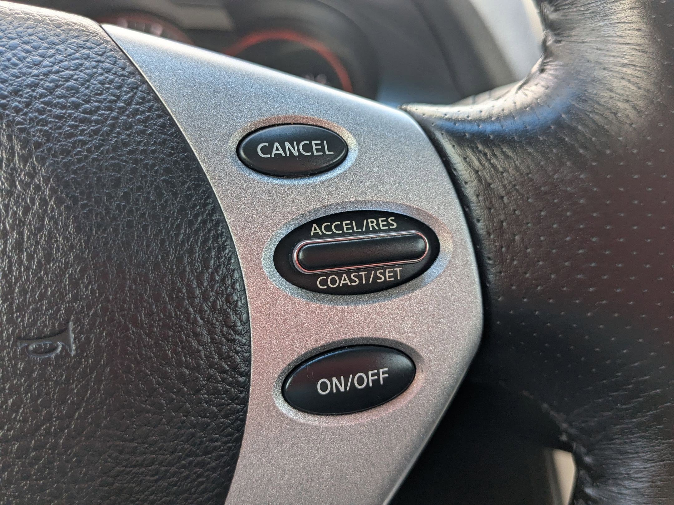 Used 2009 Precision Gray Metallic Nissan 2.5 S image 19