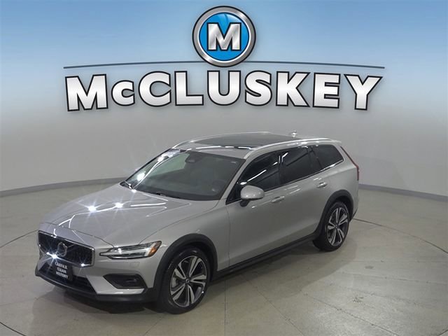 2025 Volvo V60 Cross Country Plus - Photo 18