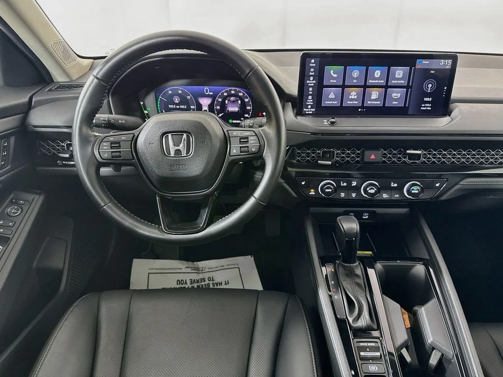Used 2025 Gray Honda EX-L image 29