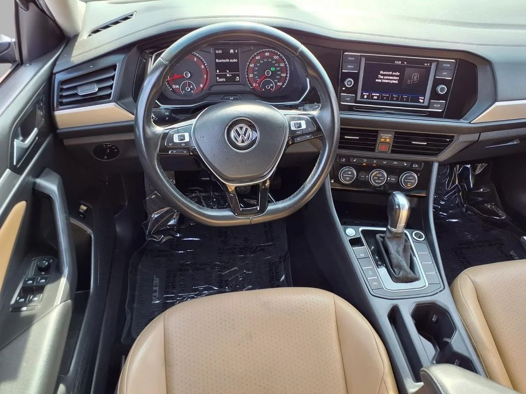 Used 2019 Black Volkswagen 1.4T SE image 4