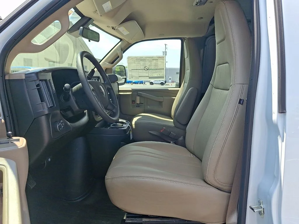 New 2026 Summit White GMC Work Van image 7