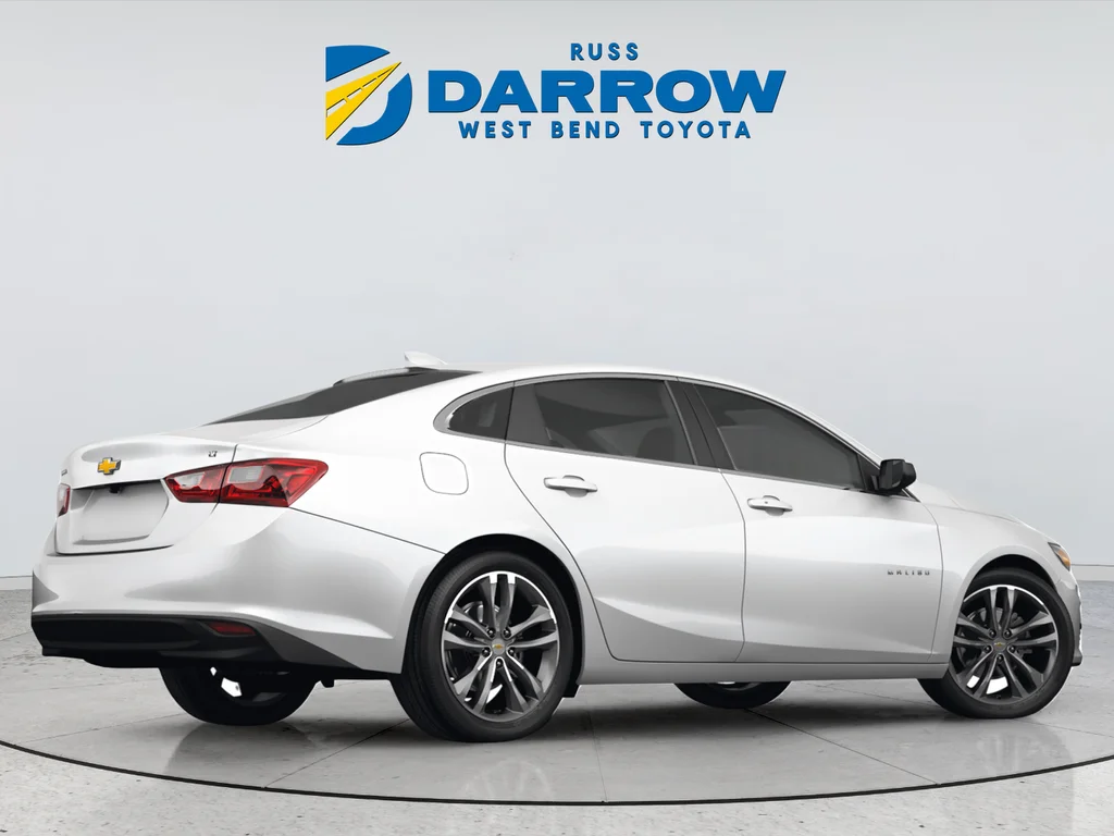 Used 2023 White Chevrolet LT image 5