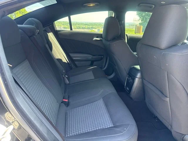 Used 2023 Black Dodge SXT image 11