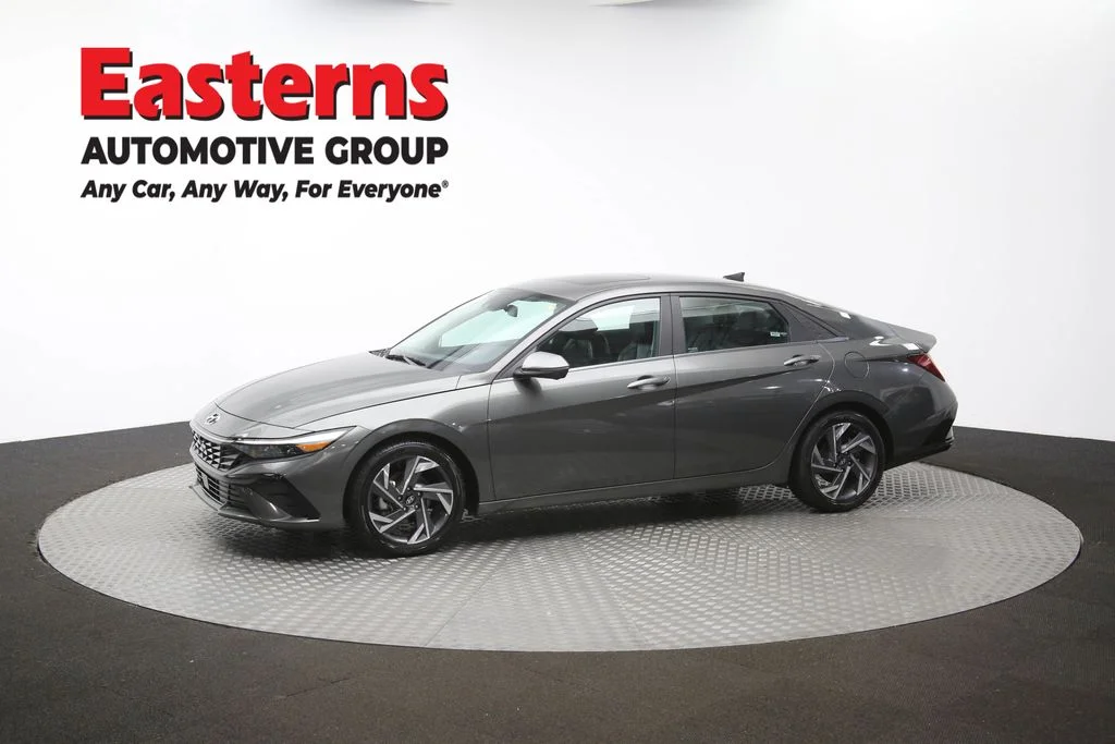 Used 2024 Gray Hyundai Limited image 60