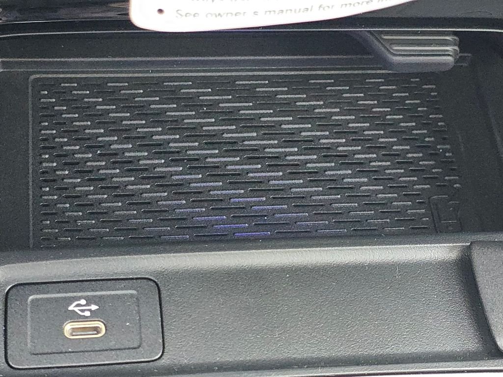 New 2026 Polar White Mercedes-Benz GLA 250 image 32