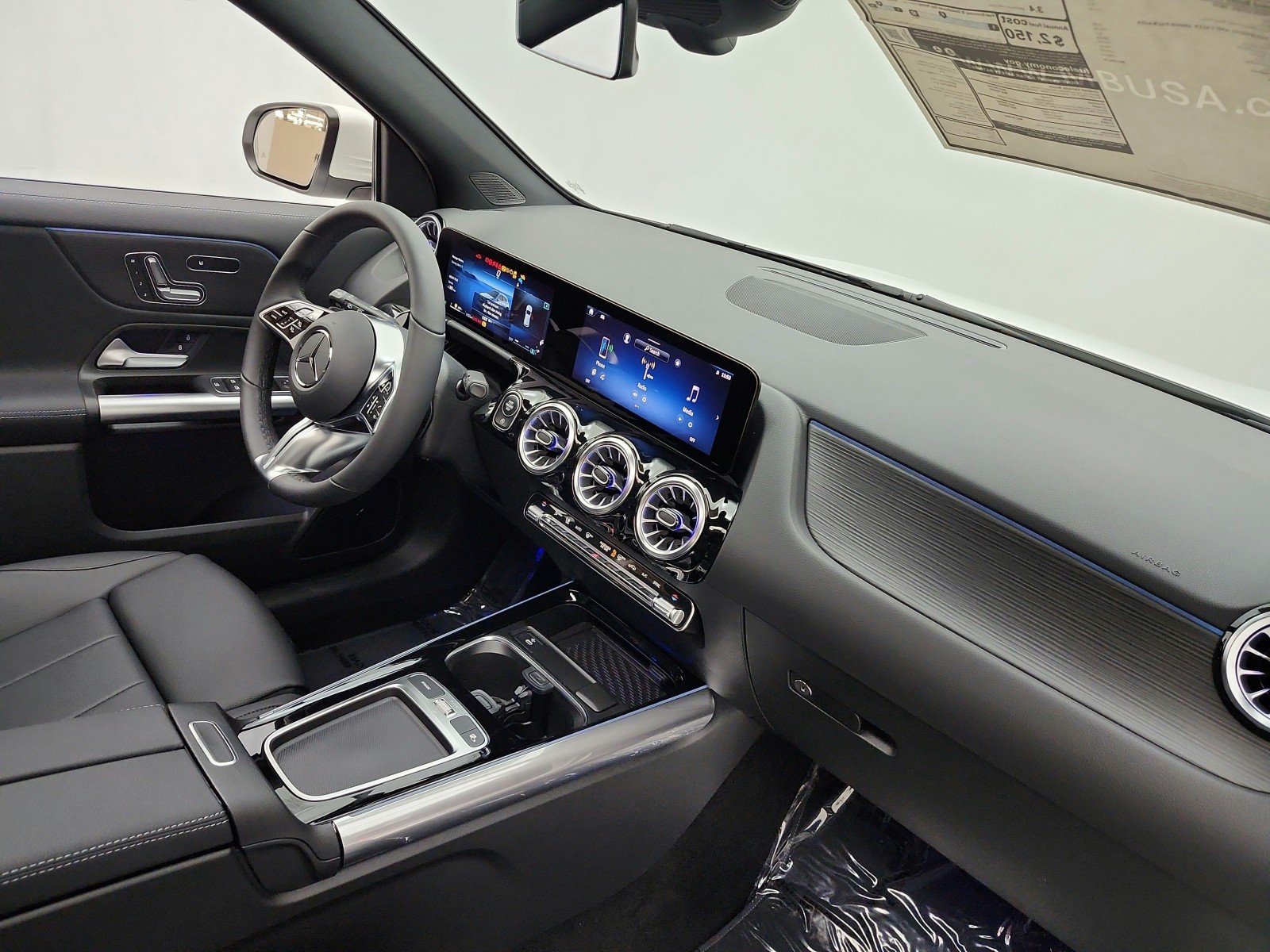 New 2026 Polar White Mercedes-Benz GLA 250 SUV image 14