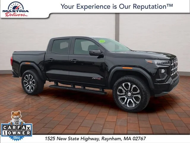 2024 GMC Canyon 4WD AT4 Crew Cab Short Box's photo