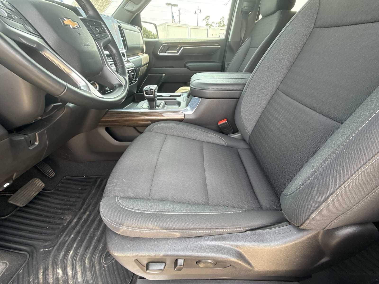 Certified Used 2023 RADIANT RED TINTCOAT Chevrolet LT image 33
