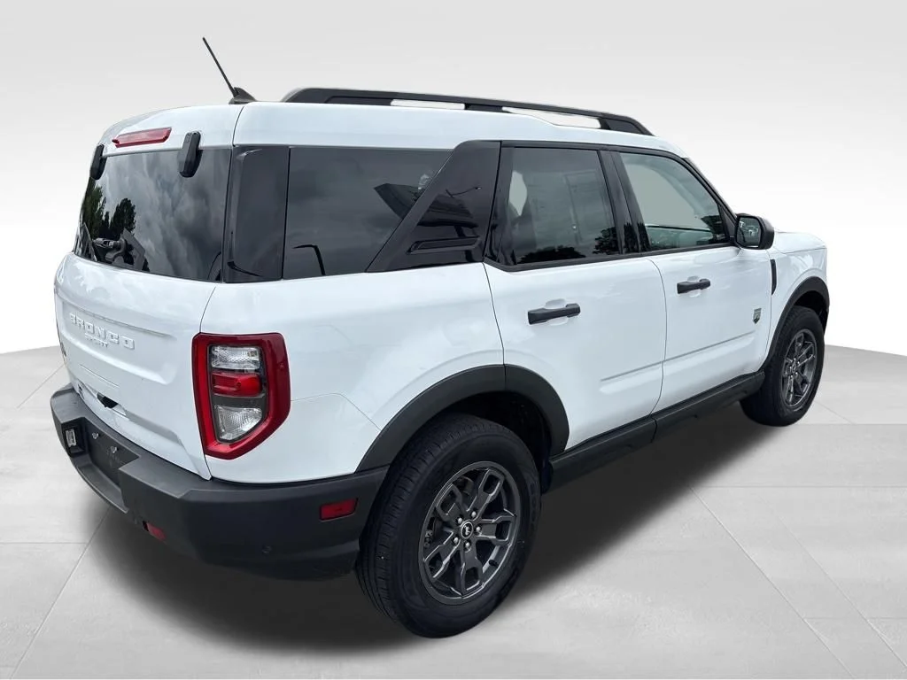 Used 2022 White Ford Big Bend image 5