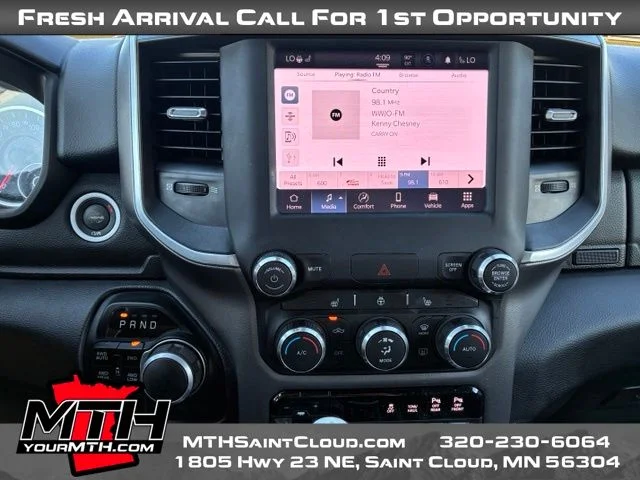 Used 2022 Silver Ram Big Horn/Lone Star image 12