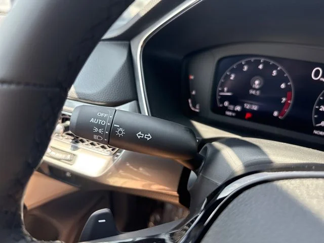 New 2025 Black Acura Base image 18