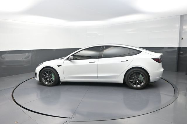 Used 2022  Tesla Long Range image 43