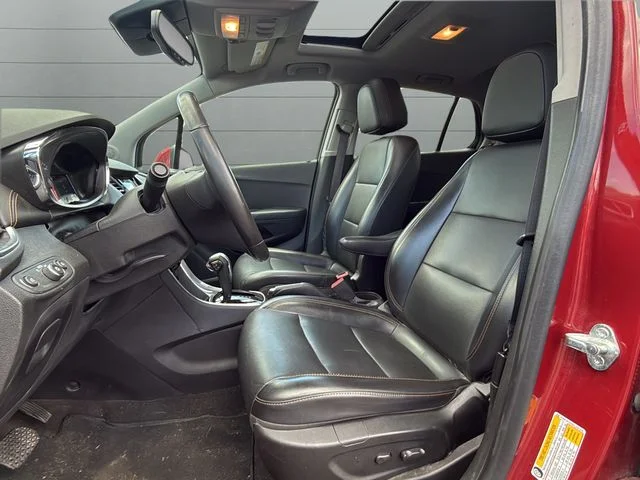 Used 2019 Red Chevrolet Premier image 13