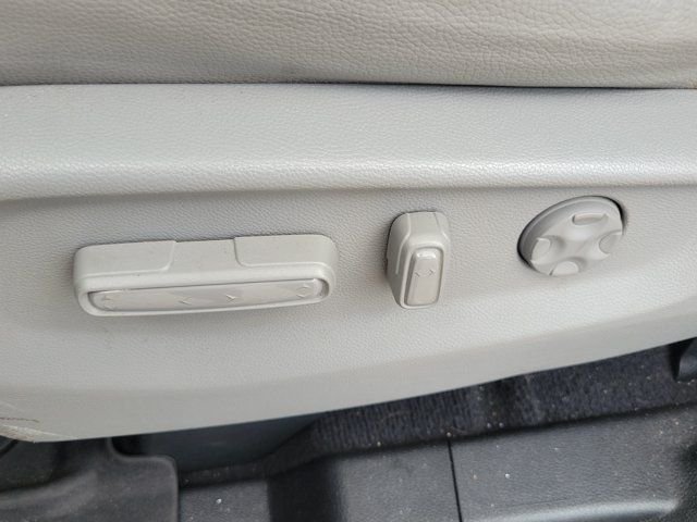 Used 2021 Obsidian Blue Pearl Honda Touring image 25