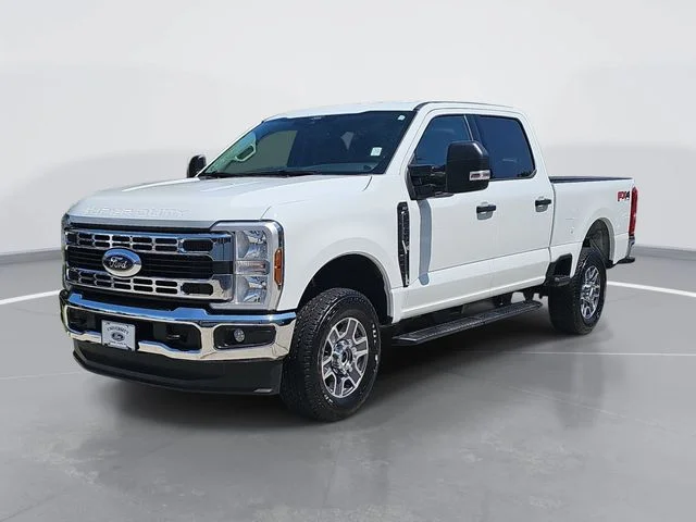Used 2025 White Ford XLT image 7