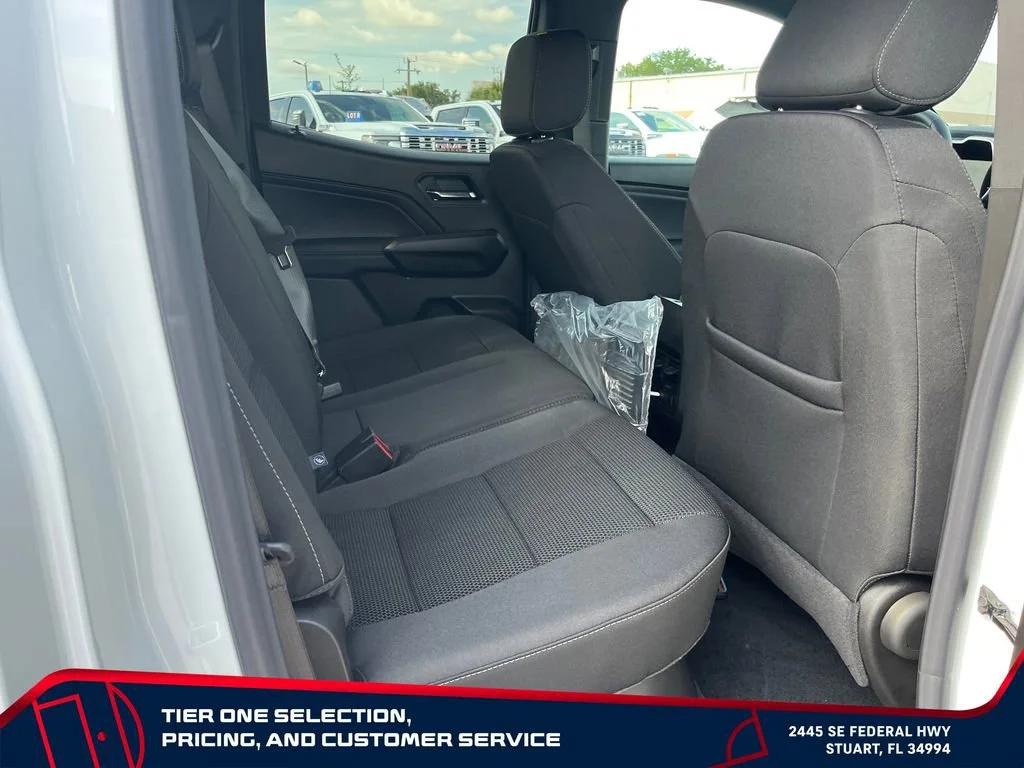 New 2026 Summit White GMC Elevation image 17