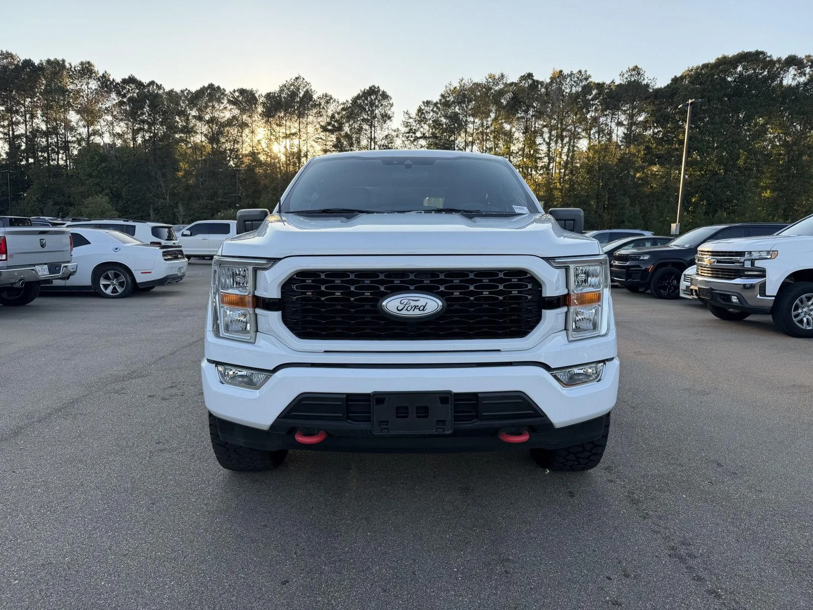 Used 2021 Oxford White Ford XL image 2
