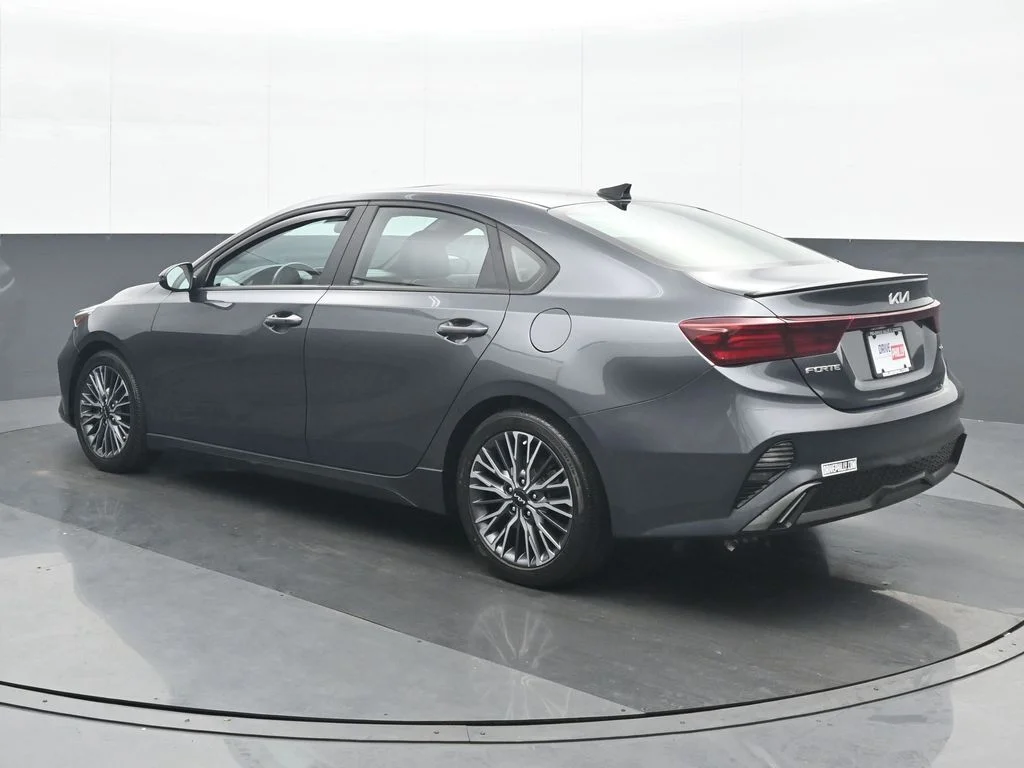 Used 2023 Gray Kia GT-Line image 4