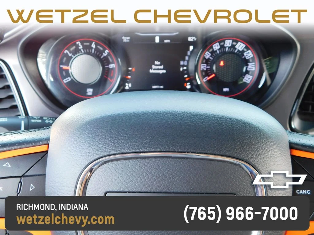 Used 2023 Orange Dodge SXT image 26