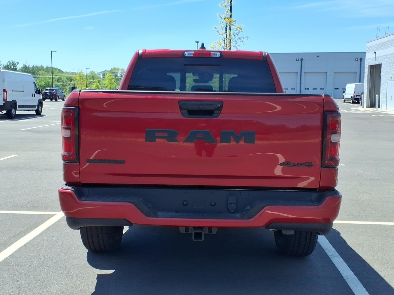 New 2026 Molten Red Pearl-Coat Exterior Paint RAM Big Horn image 16