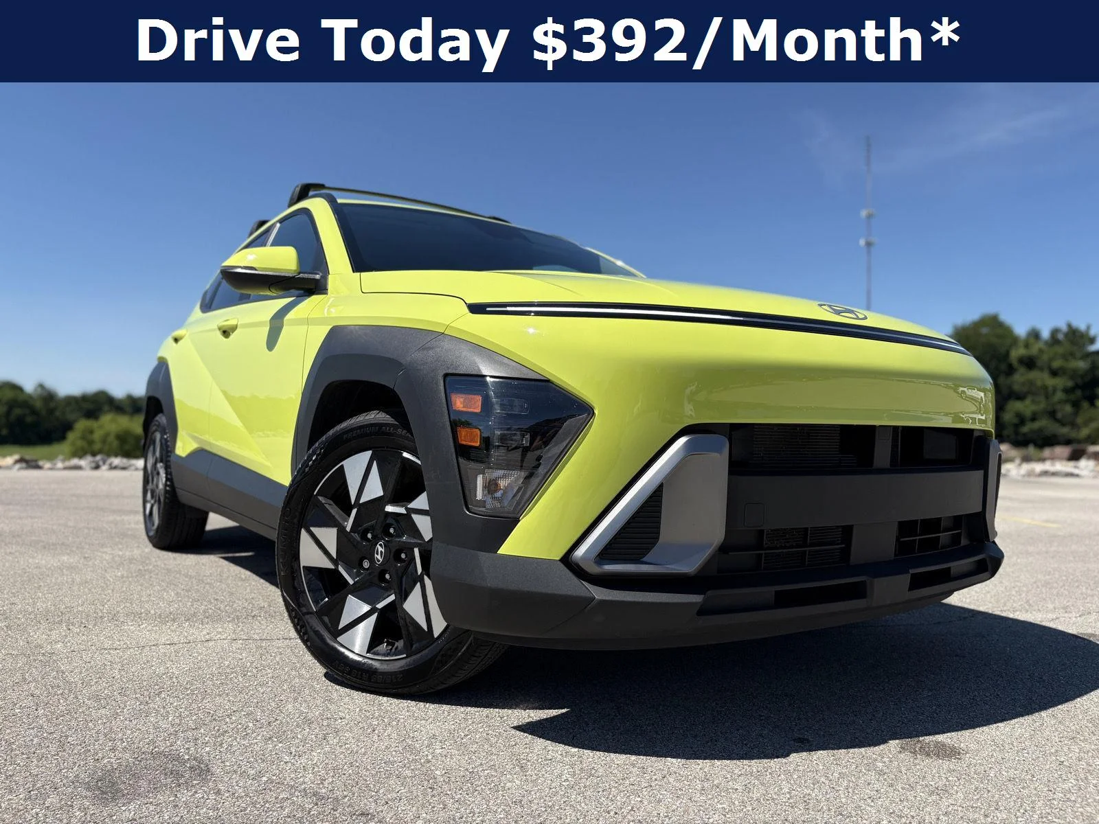Used 2024 NEOTERIC YELLOW HYUNDAI SEL FWD image 2