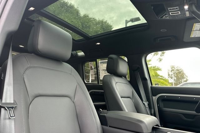 New 2026 Borasco Grey LAND ROVER S image 16
