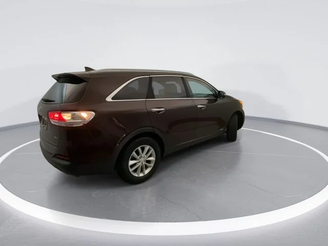 Used 2016 Purple Kia LX image 4