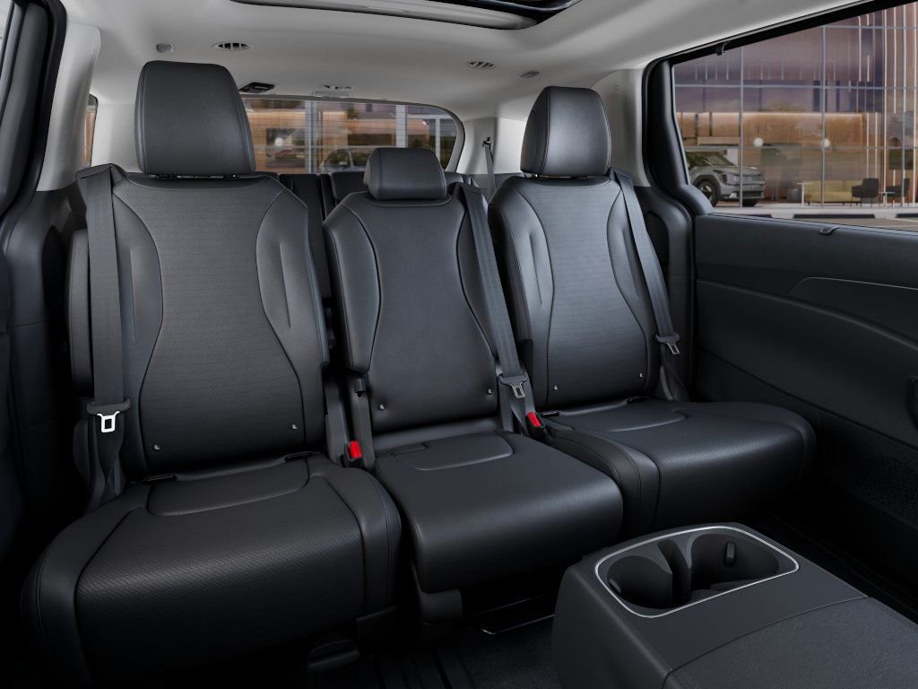 2025 Kia Carnival SX Prestige - Photo 16