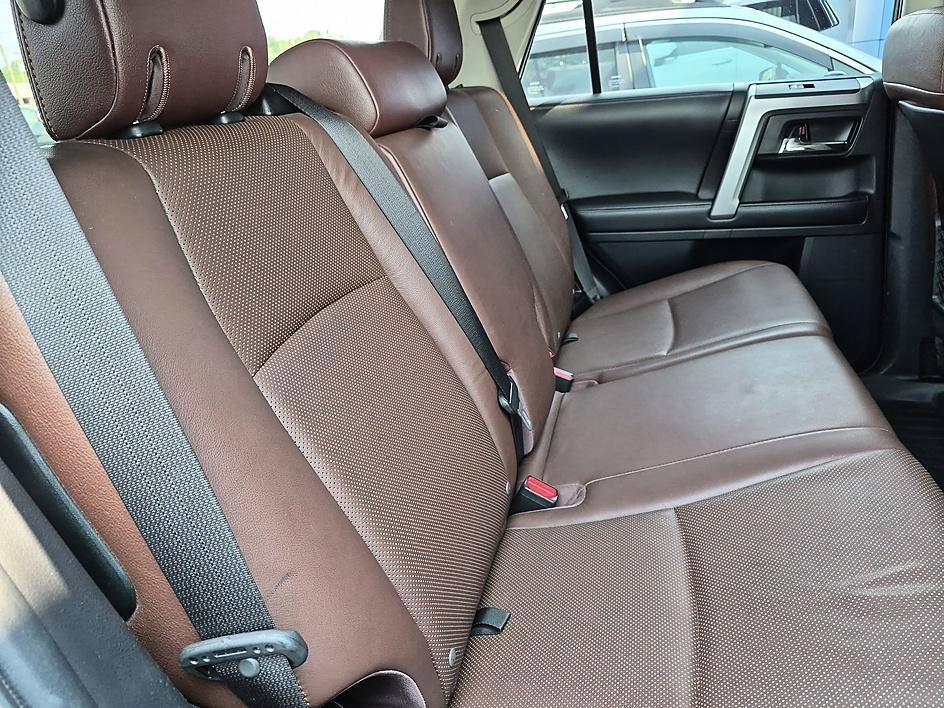 Used 2018 Magnetic Gray Metallic Toyota Limited image 33