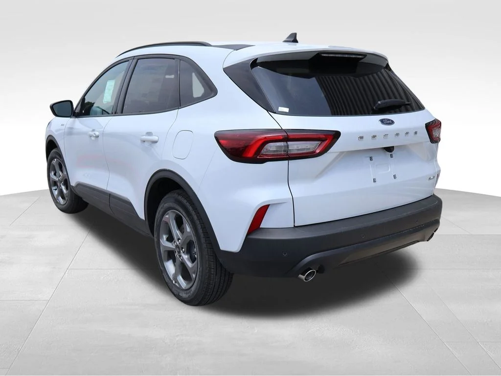 New 2026 Space Silver Metallic Ford ST-Line image 23