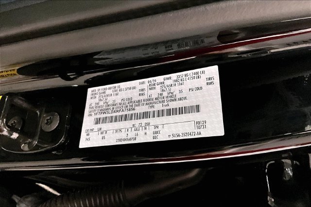 Used 2024 Agate Black Metallic Ford XLT image 40
