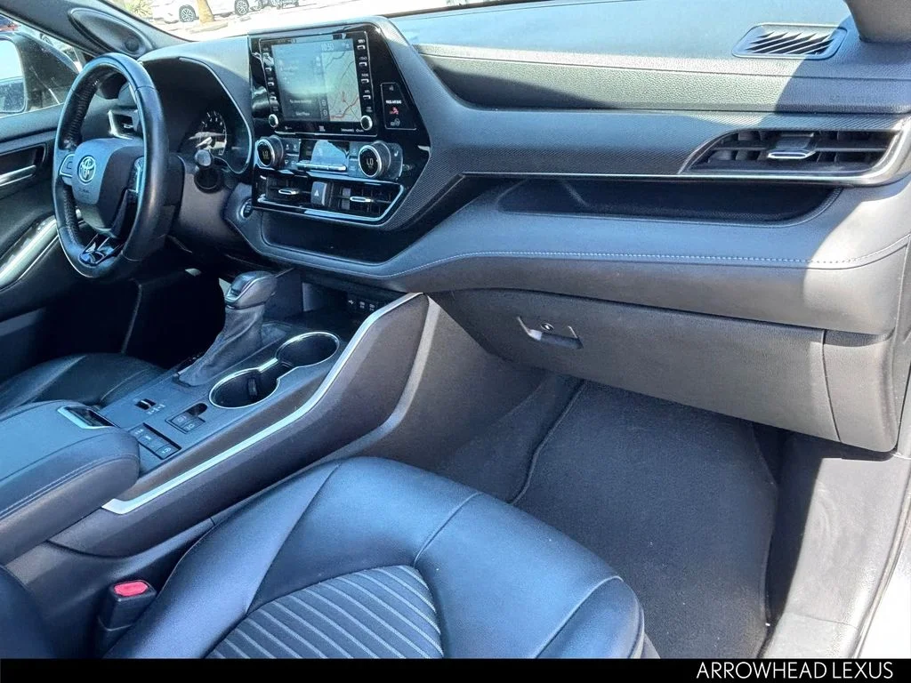 Used 2021 Gray Toyota XSE image 10